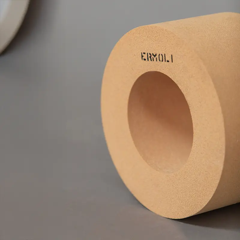 Rettifica senza centri. Come funziona e quali sono le mole per rettifica più adatte