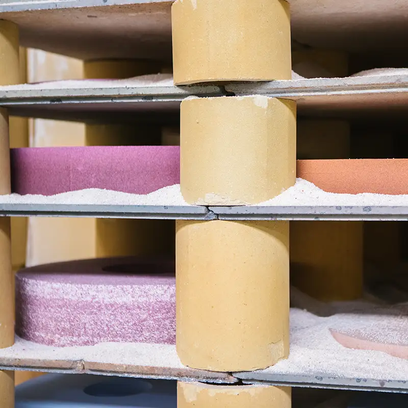 Grana mole abrasive: differenze e criteri di scelta - Mole Abrasivi Ermoli
